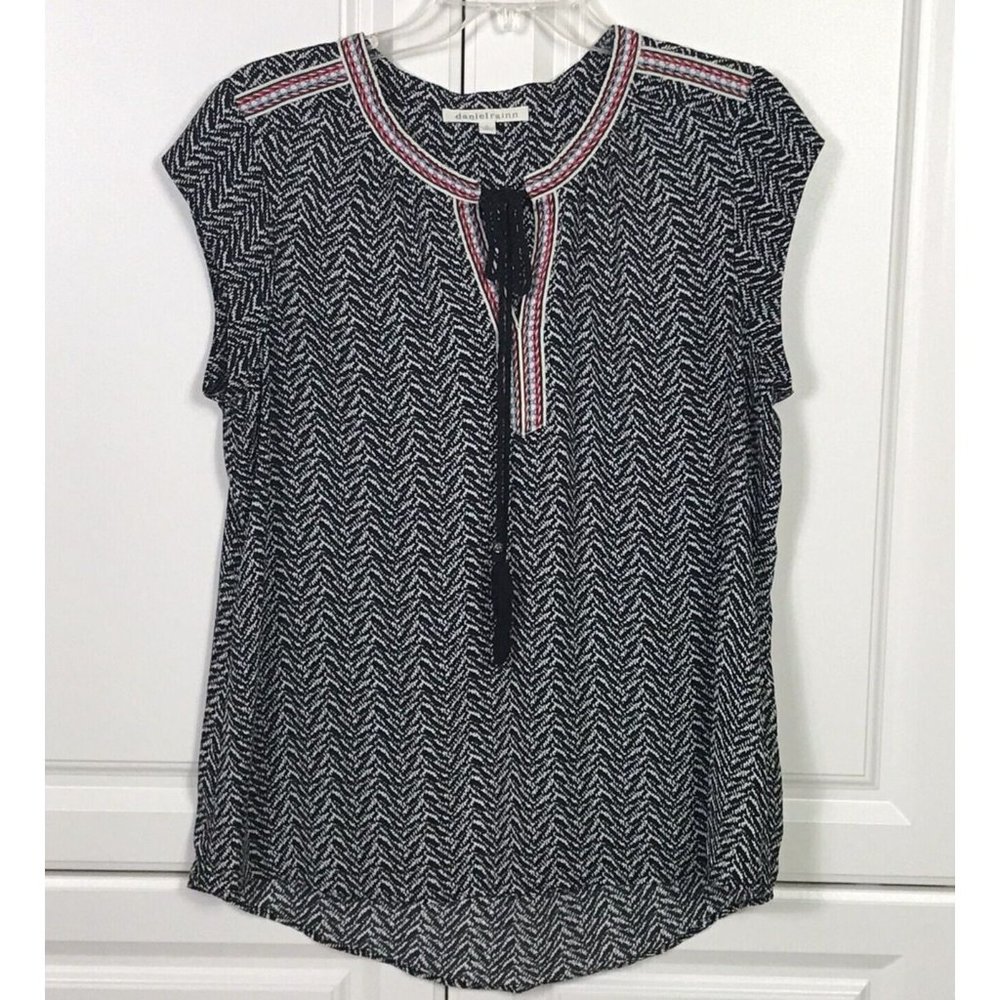 Daniel Rainn Size M Bernal Split Neck Blouse Blac… - image 1